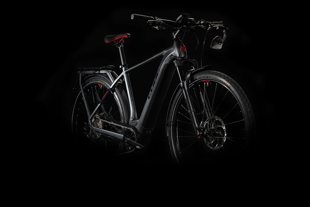 Cube Kathmandu Hybrid 45 625 2020
