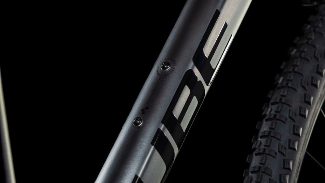 Cube aim slx 2025 heren zwart 07 totaal