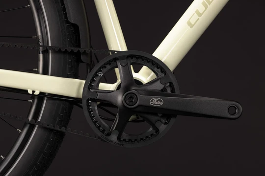 Cube editor pro fe 2027 heren geel cube stadsfietsen ketting