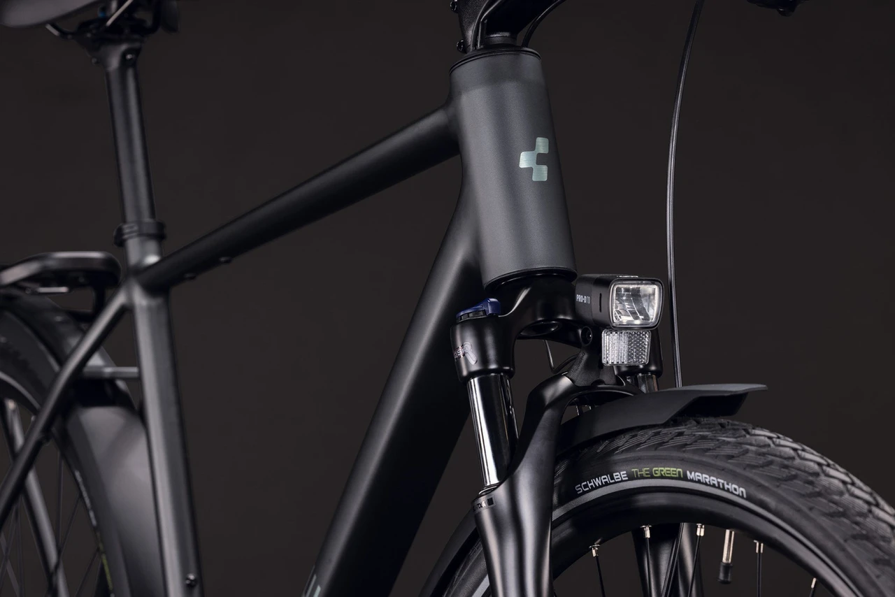 Cube kathmandu one heren zwart mat cube fietsen detail