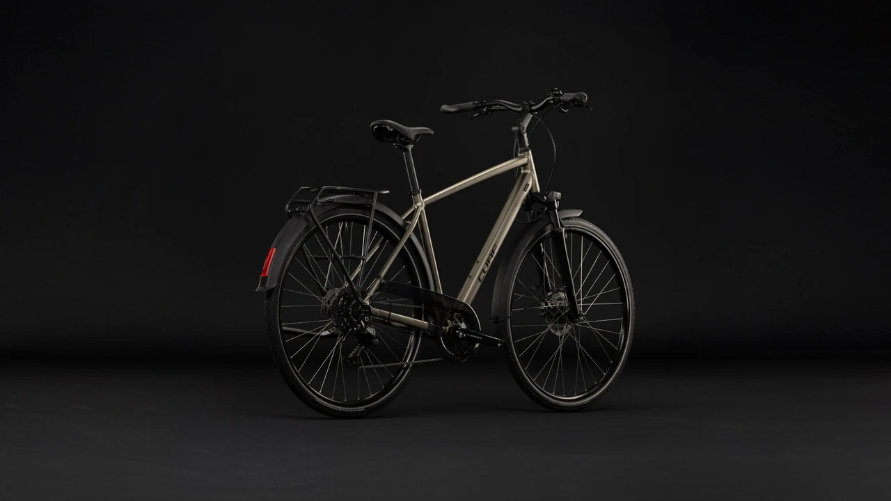Cube touring one heren chroom cube touring fietsen achterkant