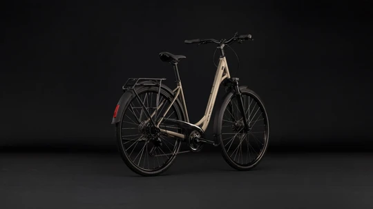 Cube touring one lage instap chroom cube touring fietsen achterkant