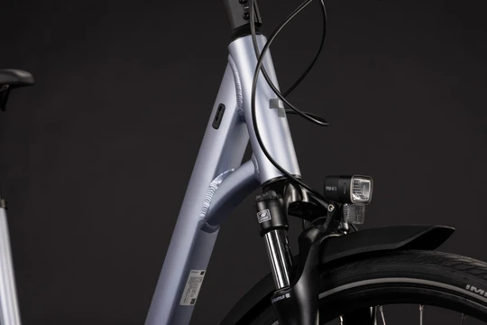 Cube touring one lage instap zilver blauw mat cube touring fietsen detail
