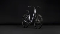 Cube touring one lage instap zilver blauw mat cube touring fietsen voorkant
