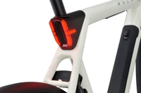 Raleigh one 2026 heren wit raleigh elektrische stadsfiets achterlicht