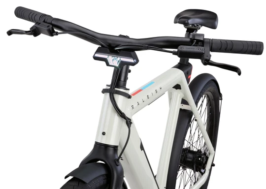 Raleigh one 2026 heren wit raleigh elektrische stadsfiets voorkant