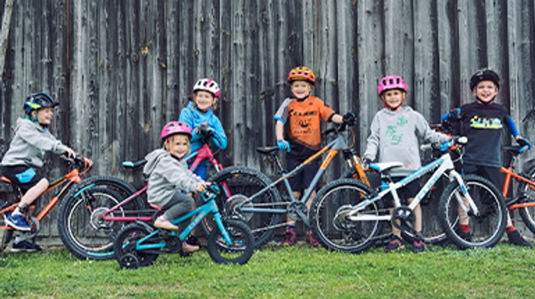 Kinderfietsen maat cube overzichtsfoto