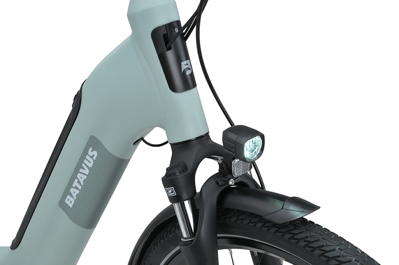 Batavus altura pt 500 wh dames blauw turqoise mat batavus elektrische fietsen koplamp