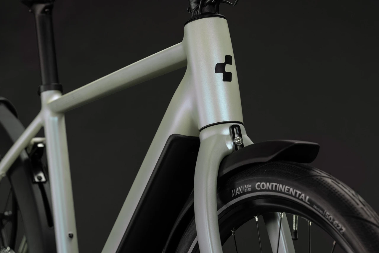 Cube editor hybrid pro 360 fe 2027 heren zilver mat cube elektrischefietsen detail