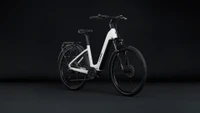 Cube touring hybrid one 600 dames wit cube elektrische hybride fietsen voorkant