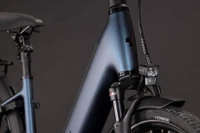 Cube supreme hybrid deluxe one 2027 dames blauw mat cube elektrischefietsen detail