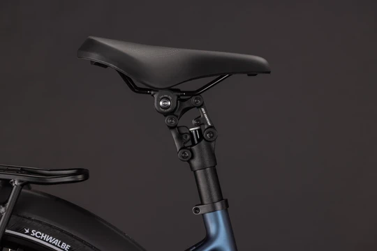 Cube supreme hybrid deluxe one 2027 dames blauw mat cube elektrischefietsen zadel