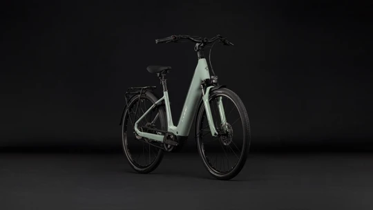 Cube supreme hybrid deluxe one 2027 dames groen cube elektrischefietsen voorkant