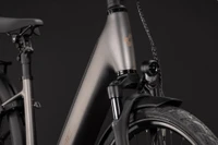 Cube supreme hybrid deluxe slx 2027 dames bruin mat cube elektrischefietsen detail