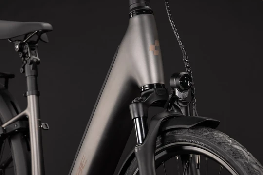 Cube supreme hybrid deluxe slx 2027 dames bruin mat cube elektrischefietsen detail
