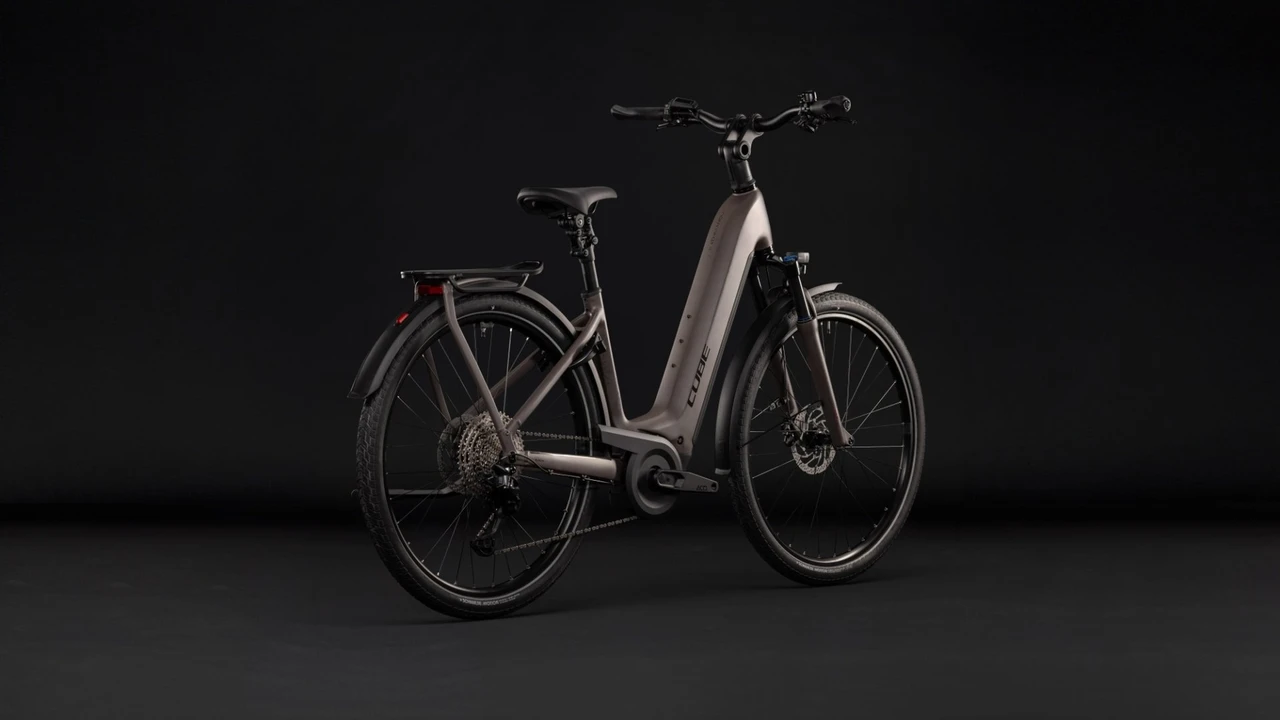 Cube kathmandu hybrid one 800 2027 dames bruinmat cube elektrische fietsen achterkant