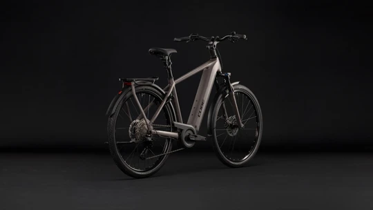 Cube kathmandu hybrid one 800 2027 heren bruinmat cube elektrische fietsen achterkant