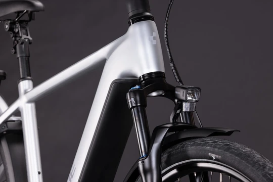 Cube kathmandu hybrid one 800 2027 heren zilver mat cube elektrische fietsen koplamp