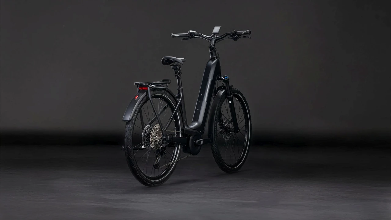 Cube Kathmandu Hybrid Pro 800 2026