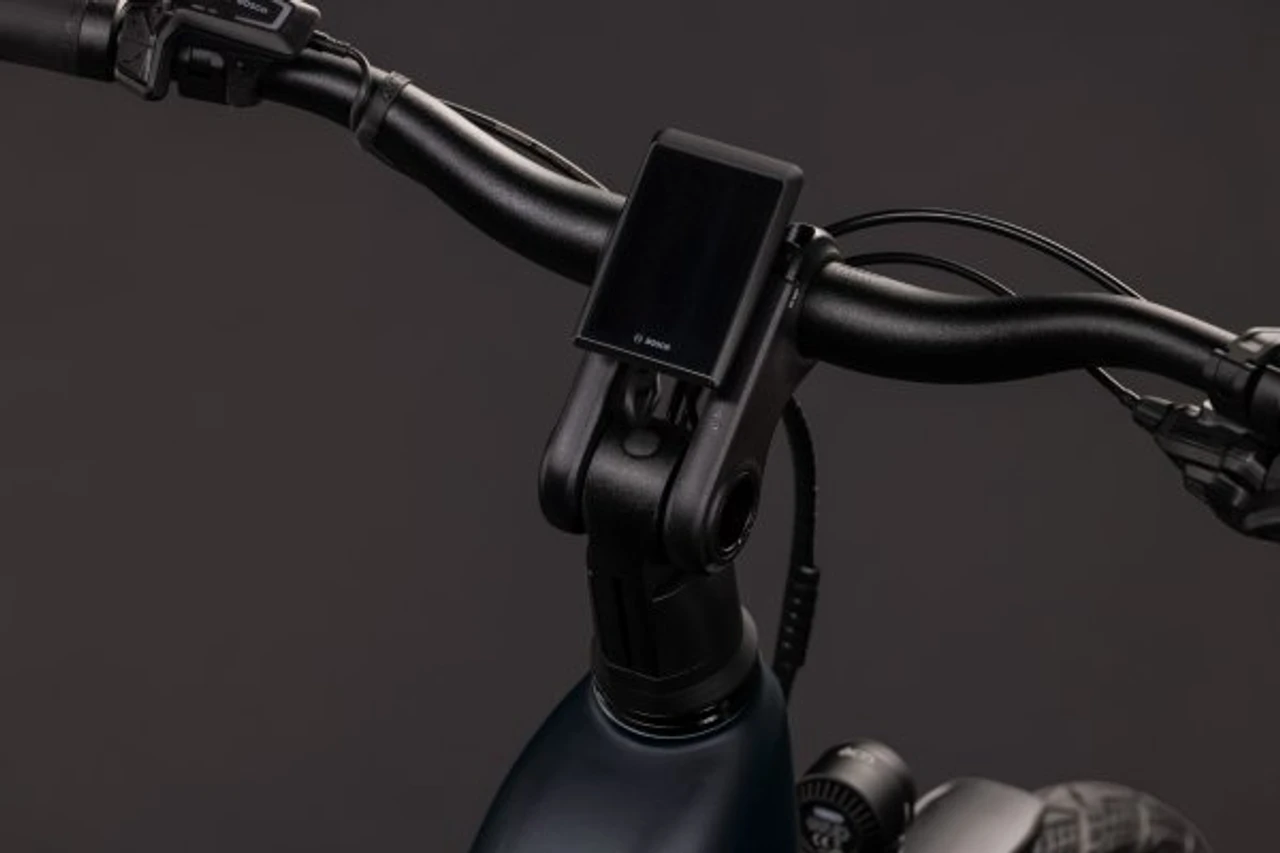 Cube kathmandu hybrid pro 2027 dames zwart mat cube elektrische fietsen koplamp