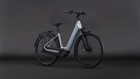 Cube Supreme Hybrid Comfort One 600 2026