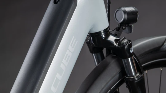 Cube Supreme Hybrid Comfort One 600 2026