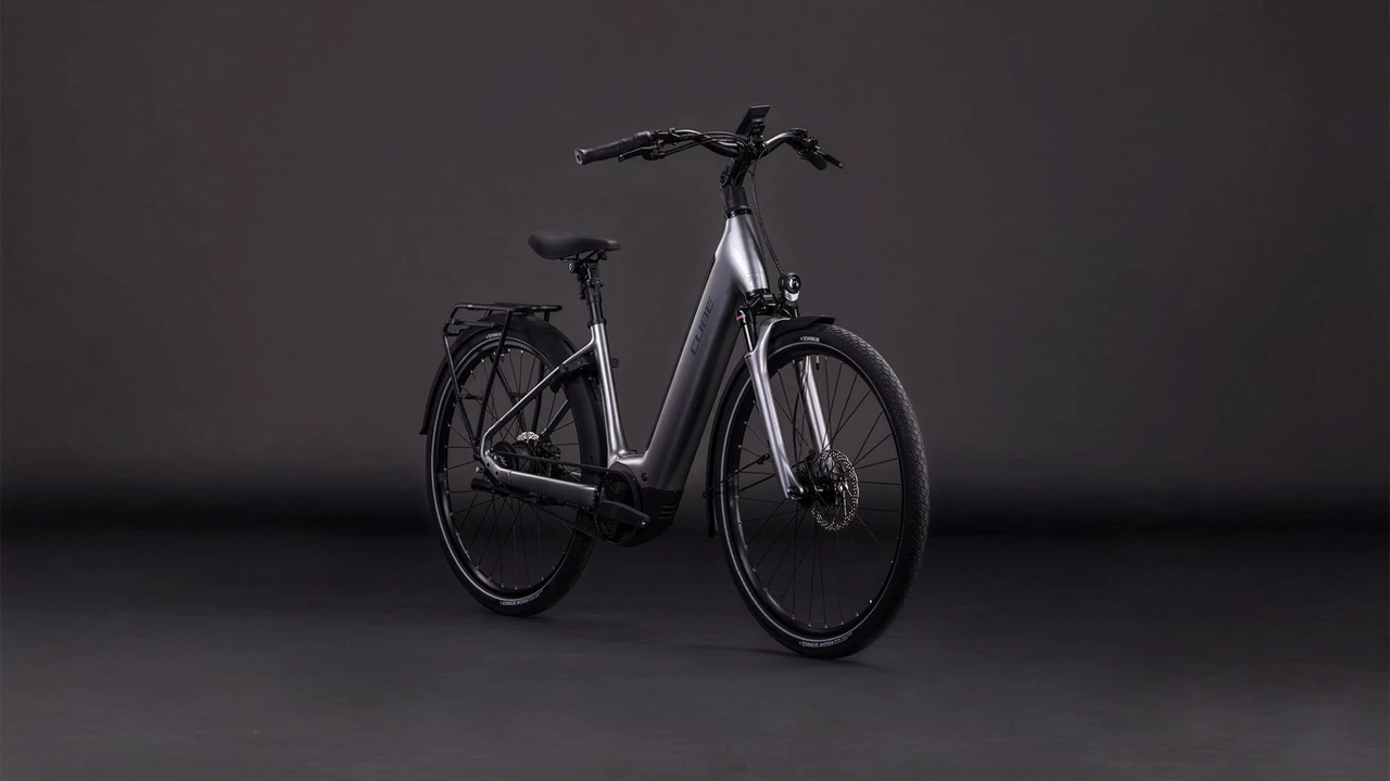 Cube Supreme Hybrid Deluxe Pro 600 2026