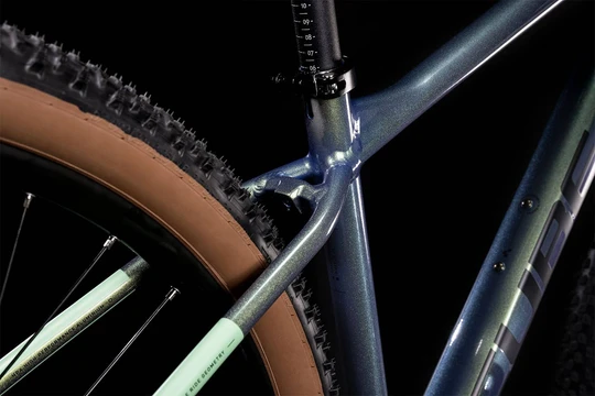 Cube reaction pro 2022 heren groen cube mountainbikes zadelpen