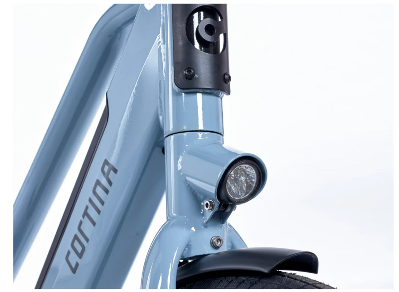 Cortina E-Blau DB7 M belt 2025
