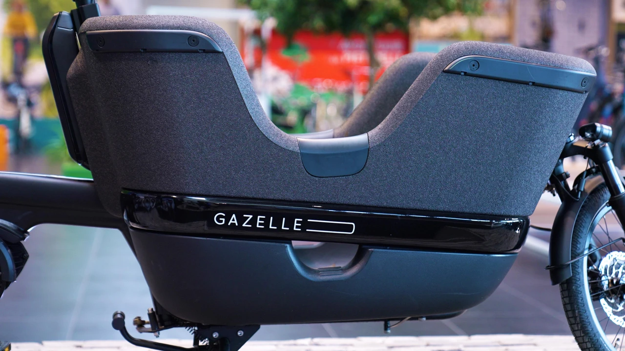 Gazelle Makki Travel 2025