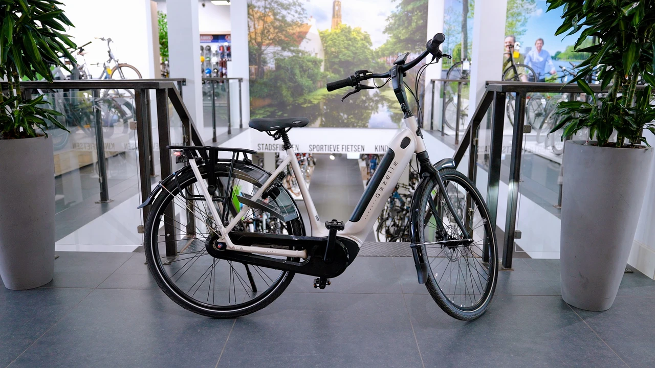Gazelle Grenoble C8 HMB 2025