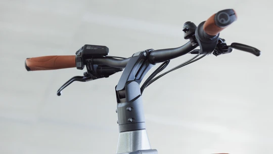 Lovens explorer2 elektrische bakfiets stuur